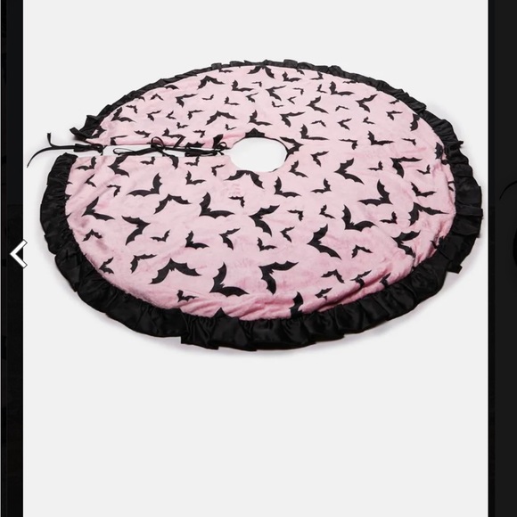 COPY - NWT SWEET BEHAVIOR TREE SKIRT - Picture 2 of 4